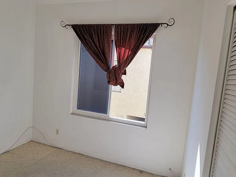 1028 S Marengo Ave #5 — Photo 9