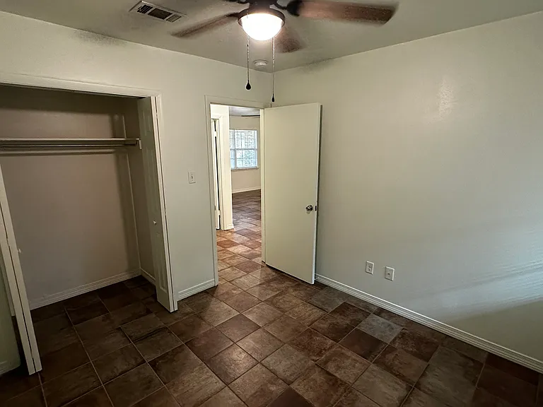 6919 N Palafox St #2 — Photo 12