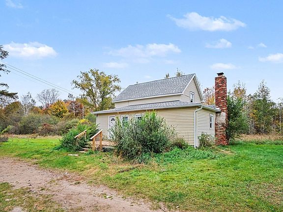 2nd image of 1096 Warden Rd