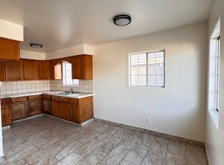 110 W 84th St, Los Angeles, CA 90003