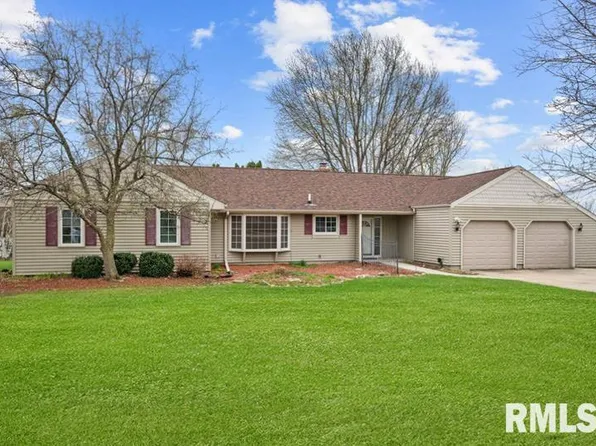 634 Suncrest Dr, Sherrard, IL 61281