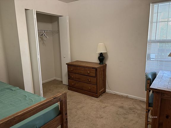 4th image of 15 S Shafer St APT 1405