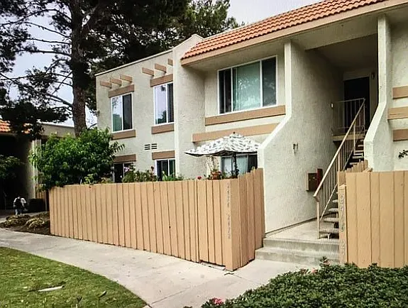 3 bed, 1090 sqft, $2,950 — Photo 4