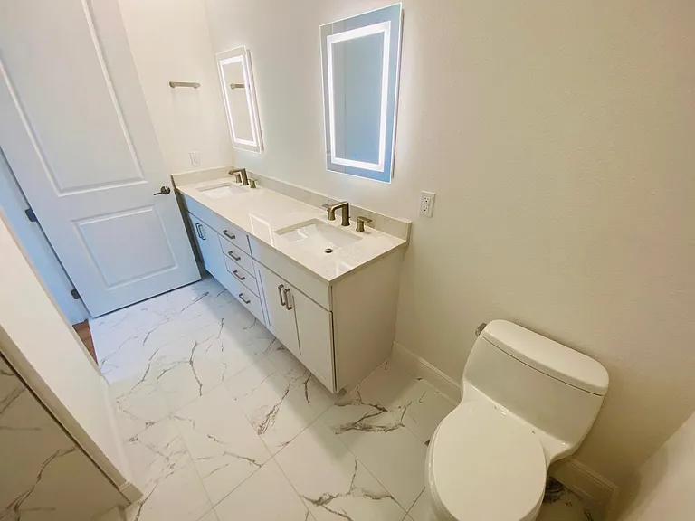 644 3rd Ave S #303 — Photo 32