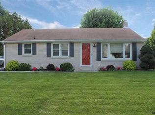 1018 High St, Hanover, PA 17331