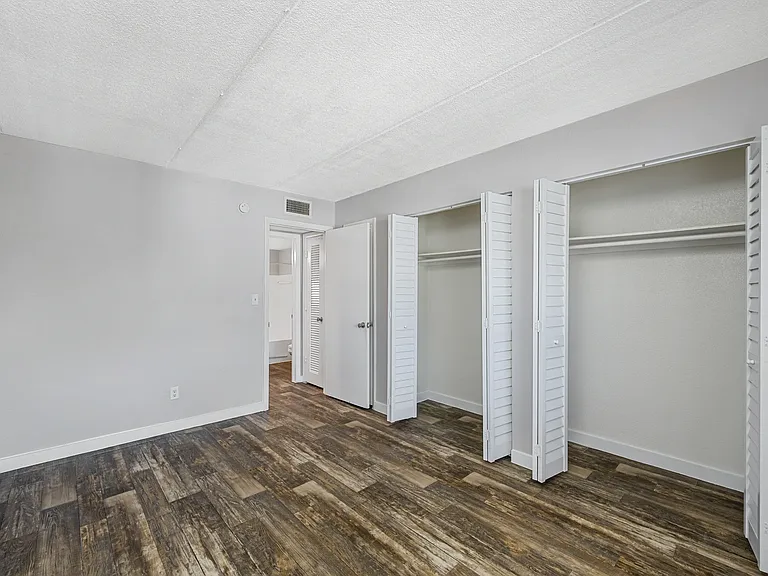Loft at Third Apartments — Photo 9