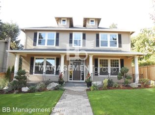 668 6th St, Lake Oswego, OR 97034