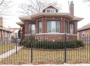 8025 S Oglesby Ave, Chicago, IL