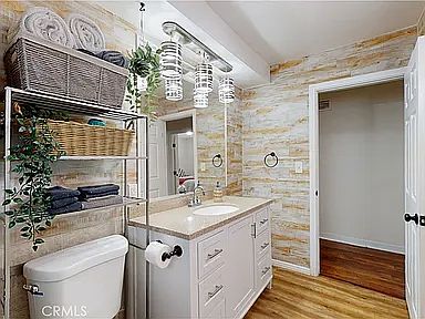 3rd image of 4848 W 117th St