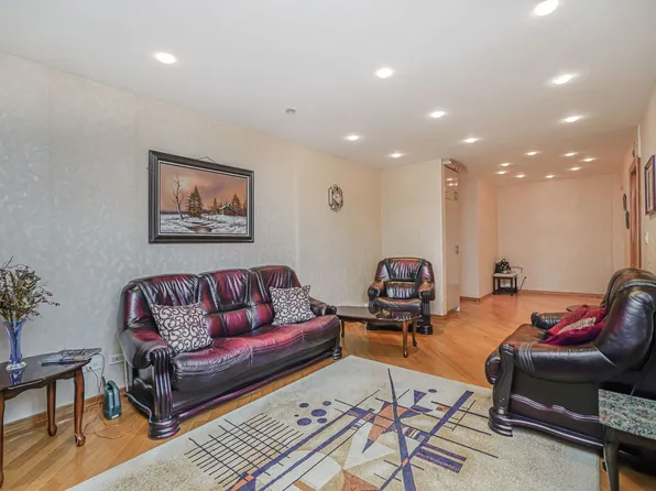 2685 East Seventh Street image 4 of 25