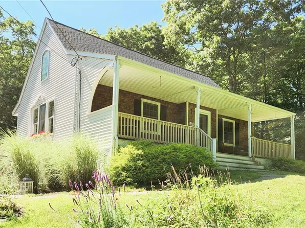 148 Ross Hill Rd, Charlestown, RI 02813