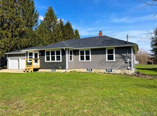 12239 Hosmer Dr, Chaffee, NY 14030