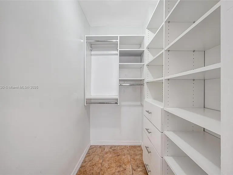 290 174th St #511 — Photo 15