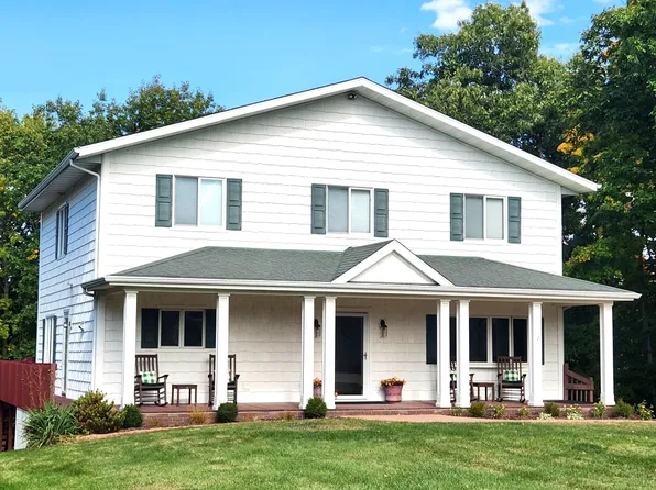 1417/18 Shoreline Dr, Varna, IL 61375