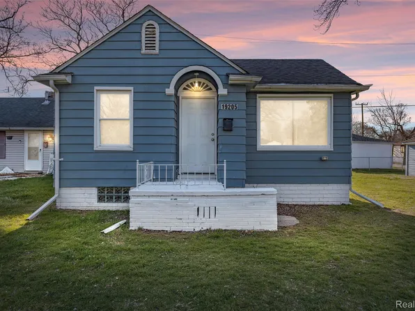 19205 Wakenden, Redford, MI 48240
