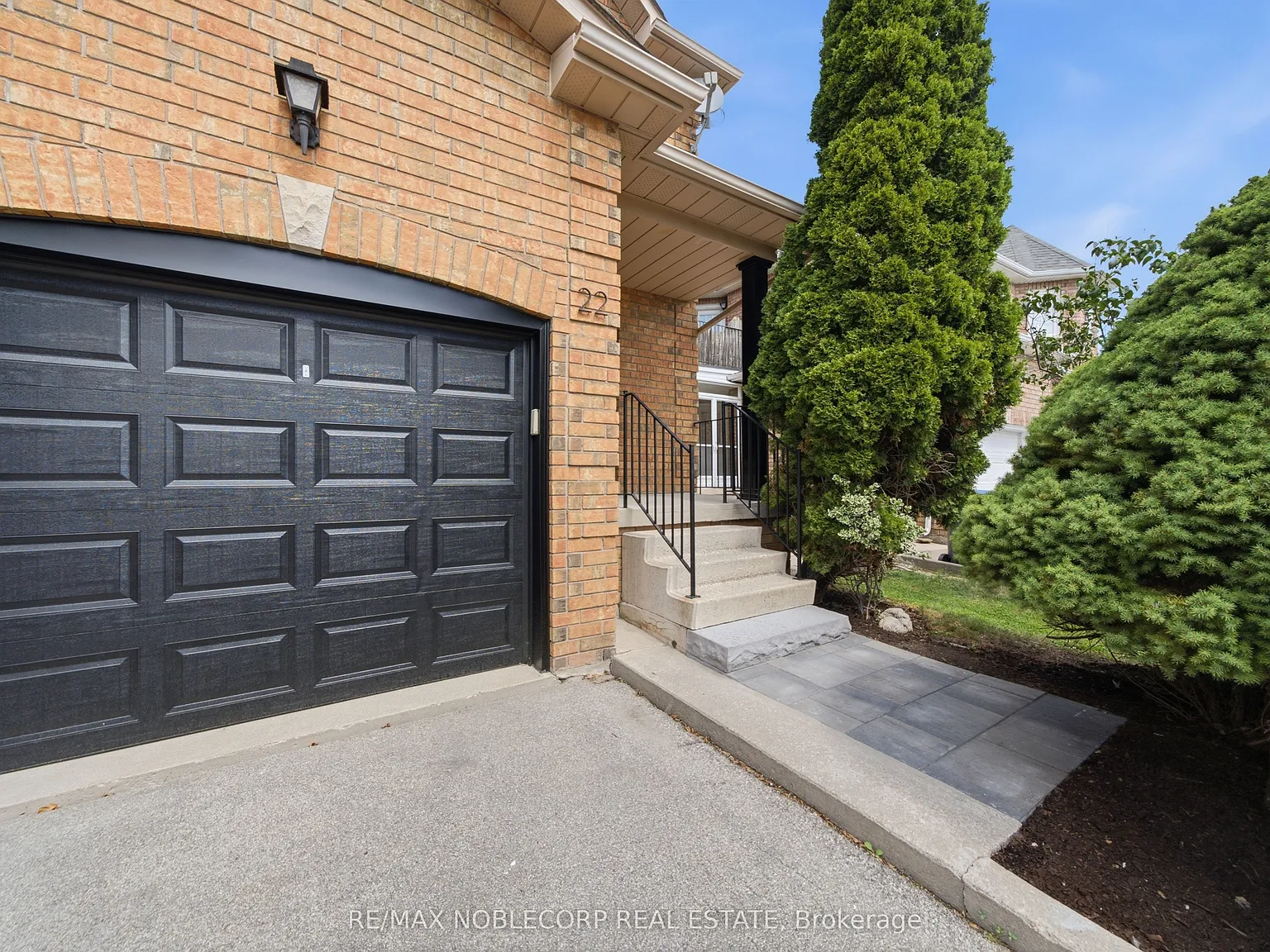 3 bed, $3,300 — Photo 4