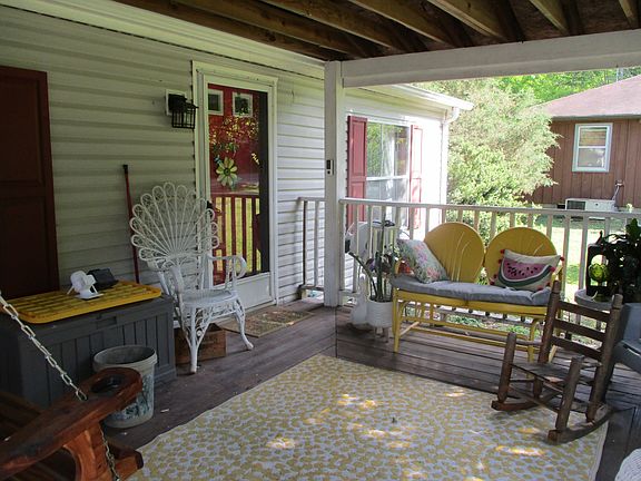 4th image of 230 Davis Corner Rd