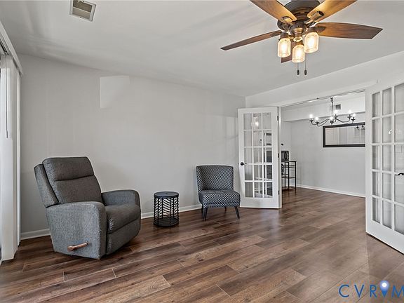 4th image of 2110 Turtle Creek Dr APT 5