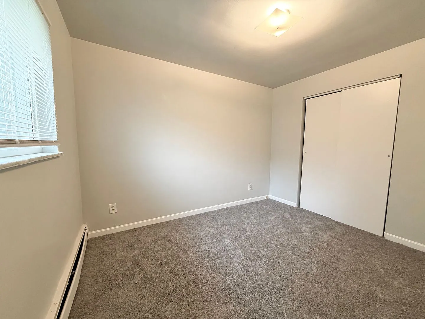 Clovernook Chateau Apartments — Photo 4