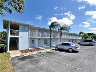 605 Ixoria Avenue #1b, Fort Pierce, FL, 34982
