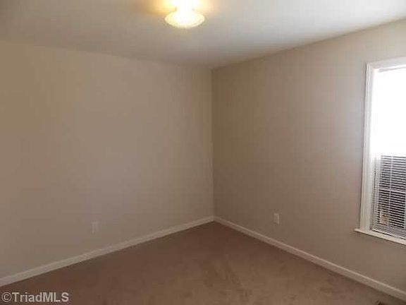 5th image of 519 Abington Dr