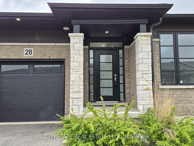 550 Grey St #28 — Photo 2