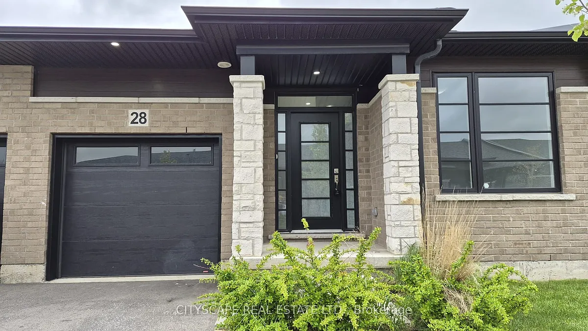 Building Photo - 550 Grey St #28