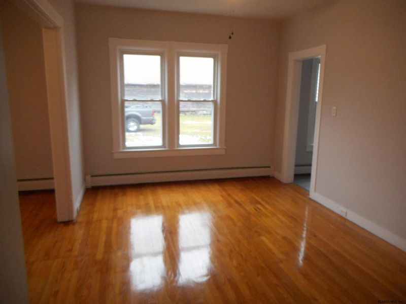 3rd image of 212 MANSION Street