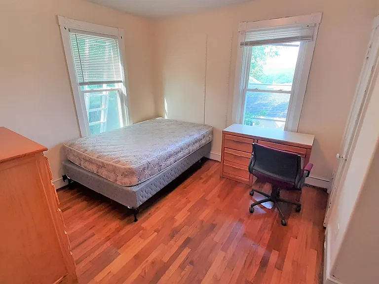 119-121 Prospect Street — Photo 29