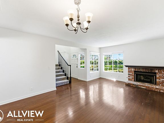 4th image of 2055 W Lafayette Dr