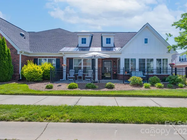 148 Adelaide Way, Rock Hill, SC 29732