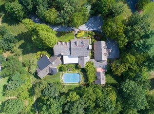 9 Greenbriar Ln, Paoli, PA 19301