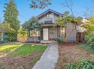 407 S 10th St, Mount Vernon, WA
