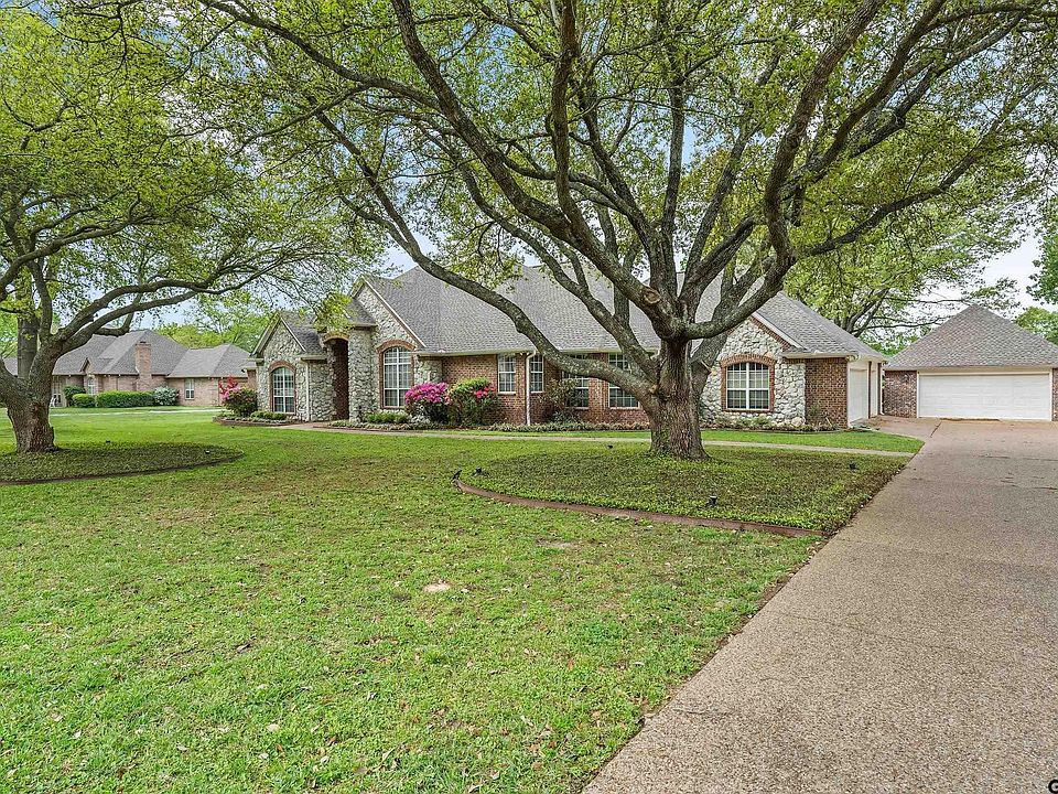 1st image of 18762 Vista Oak Dr