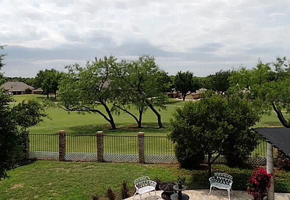 4th image of 6324 Meadow Lakes Dr