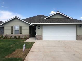 1016 Avalon Dr, Altus, OK 73521