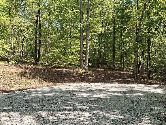 5th image of 523 Flat Shoals Rd