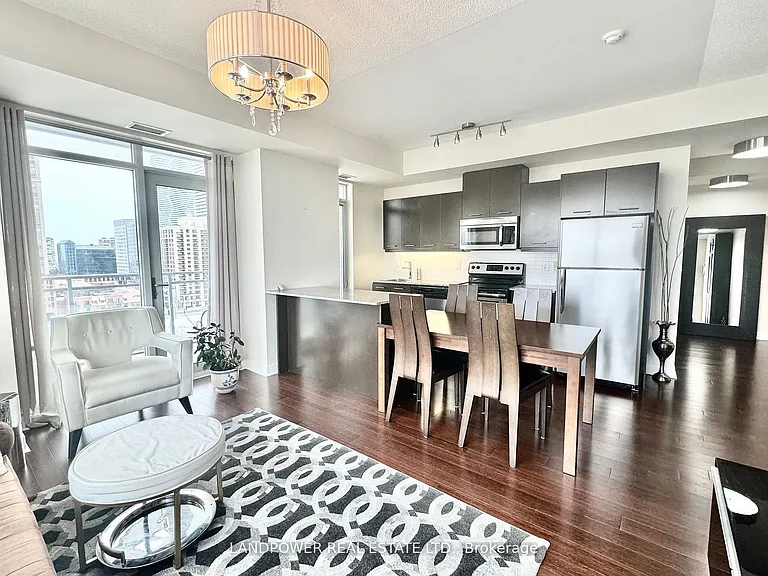 365 Prince Of Wales Dr E #1002 — Photo 3