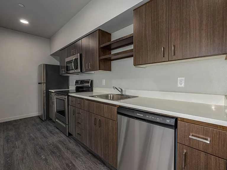 Market Village Apartments — Photo 4