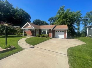 1753 Woodside Dr, Ambridge, PA 15003