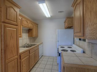 2575 N 31st St APT 103, Nederland, TX 77627