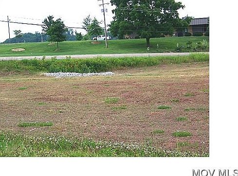 4th image of 5113 Staunton Tpke