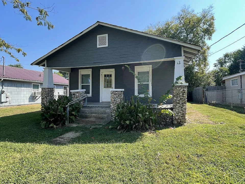 714 Henderson Ave