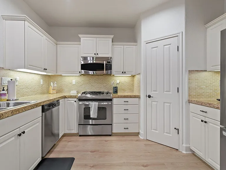 16167 NW Centine Ln — Photo 8