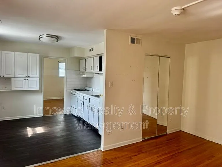 9513 Hoff St #9 — Photo 3