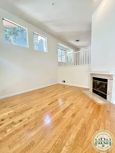 444 San Antonio Rd #4E Photo 1