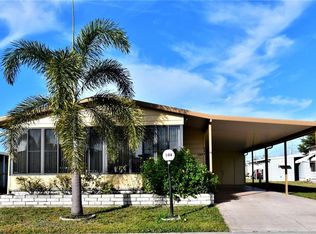 594 Sunshine Ln, North Fort Myers, FL 33903
