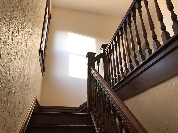 2nd image of 1110 19th St APT B