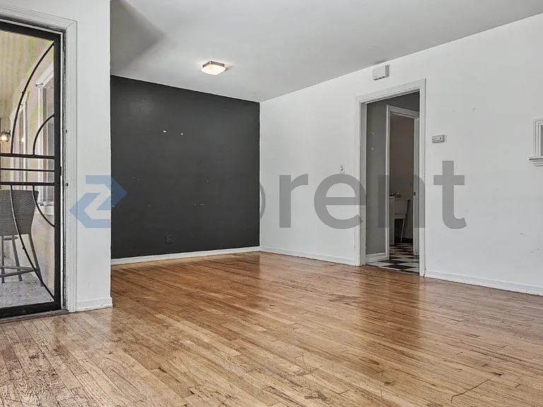 2727 57th St #1 — Photo 10
