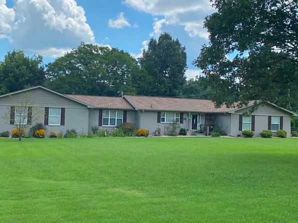 3413 Oak St, Decatur, AL 35603